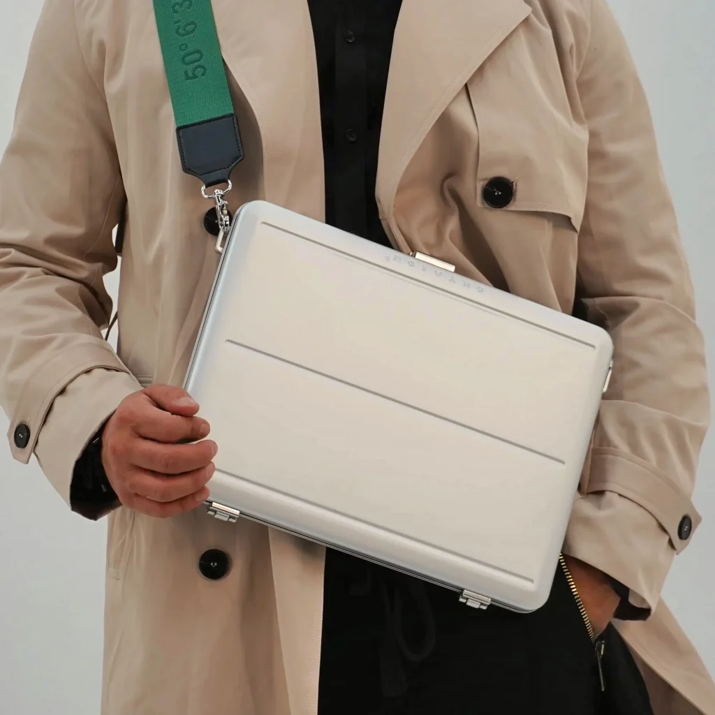 macbook-pro-14-hardcase