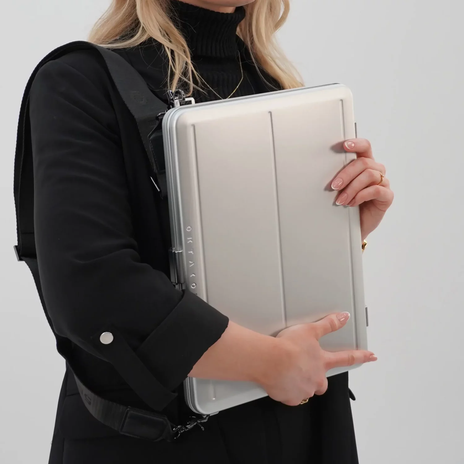 macbook-aluminum-hard-case