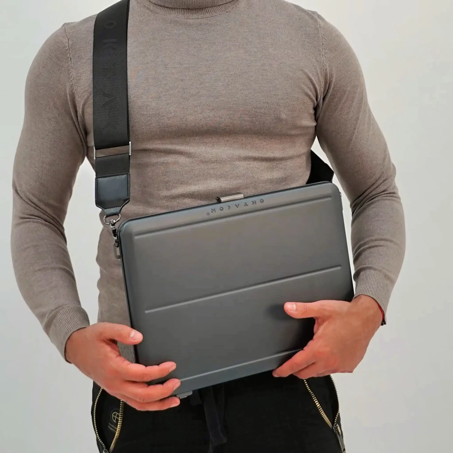 macbook-pro-14-case